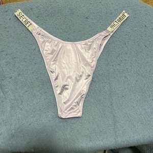 New Victoria’s Secret shine Brazilian XL